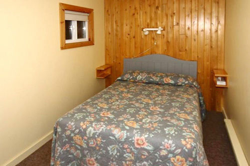 Spectacle Lake Lodge 班克罗夫特 外观 照片